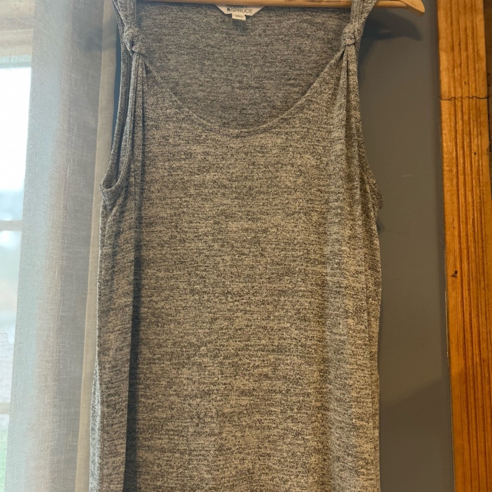 Market & Spruce Gray Heathered Tank Top